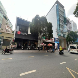 Chuyển đổi mục đính kinh doanh cần bán gấp nhà mặt tiền Nguyễn Tiểu La