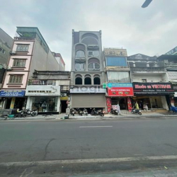 Hot… cho thuê nhà mặt phố Nguyễn Khuyến - Đống Đa