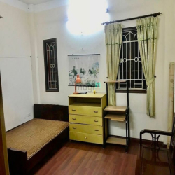 Nhà Hoàng Ngân sổ đỏ 60m lô góc 2thoáng, ngõ vào nhà rộng 3m gần ô tô