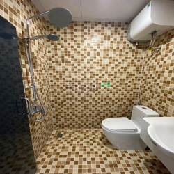 Căn hộ full nội thất cửa sổ lớn có thể ở liền Hoàng Diệu Quận 4