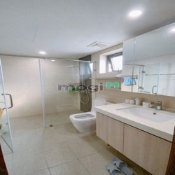 Bán CH nội thất đẹp 2PN (86m2) Hà Đô Centrosa, Q10 - Hướng Đông Nam