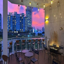 Cho Thuê Lại Mặt Bằng Roof Top Bar View Hồ Bơi, Duy Nhất Trong Khu Nhà