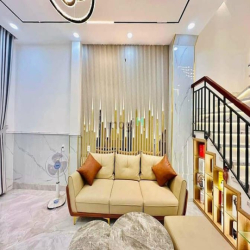 SIÊU VIP! Bán nhà Chuông Vàng, quận 2 DT lớn 80m2/ 2 tỷ 600tr. SHR.