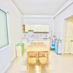 Ký túc xá mới giá rẻ gần Hàng Xanh Bình Thạnh