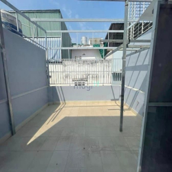 Cần bán gấp nhà đường Số 8A, p Bình Trị Đông B.DT: 5 x 20m, 3.5 tấm.