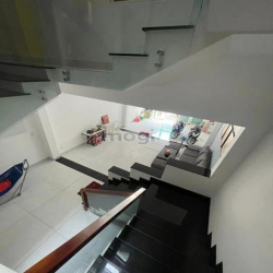 Cần bán gấp nhà đường Số 8A, p Bình Trị Đông B.DT: 5 x 20m, 3.5 tấm.