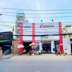 Bán nhà  mặt tiền 111 Nguyễn Duy Trinh , Bình Trưng Tây Quận 2 góc 2MT