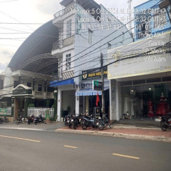 Nhà lầu mặt tiền đường Thống Nhất