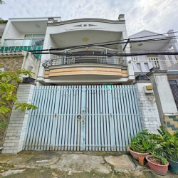Bán nhà 1 sec Lê Văn Qưới, Dt: 4x18.2m, 1 lầu, hẻm 8m, Giá: 6.3 tỷ.
