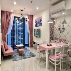 Bán gấp căn hộ Vinhome Grand Park, Q9,70m2,1tỷ350,dọn vào ở ngay