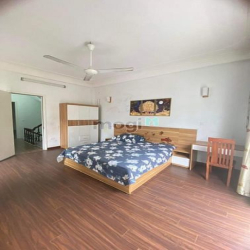 Nhà đẹp ngõ Tứ Liên, giá 11 tỷ, 52m2x5T, KD được, ô tô vào, ẢNH THẬT