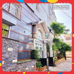 QTB. Bán Khách Sạn 12P (16P). Nhà MẶT TIỀN, căn góc. 167m2, 7T (H+TM).