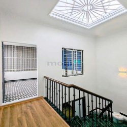 Bán nhà Nguyễn Khang ( Cầu Giấy )- Dtich 65m- 4 Tầng- 13.8 tỷ (có tl)