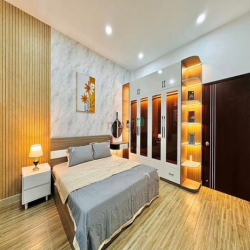 Cần Bán Gấp SIÊU PHẨM Nguyễn Thiện Thuật,phường 3,Quận 3, giá 3 tỷ2