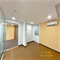 Sàn Văn Phòng Diện Tích 85m2- Lầu 8 - Trung Tâm Phú Nhuận - 20tr/tháng