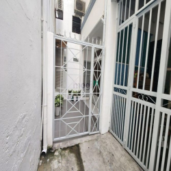 Chỉ 4 Tỷ8 - 34M2 - 2PN - Hẻm Ba Gác Thông Nguyễn Cư Trinh P.NCT Q.1