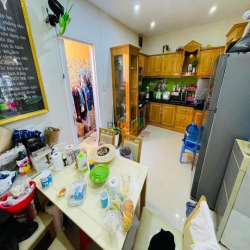 Vỡ nợ bán nhà đường Đình Phong Phú, Q9, 60m2, Gía 990 triệu SHR - Hxh