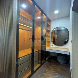 BÁN PENTHOUSE MIDTOWN (M6 )THE Symphonym 247m2 24 Tỷ 500