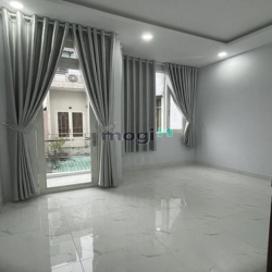 Nhà siêu Rẻ — Trung Tâm Q12 chỉ 3,8tỷ TL