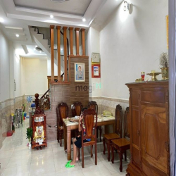 Bán nhà 1 trệt 2 lầu KDC Nam Khang Nguyễn Duy Trinh, Q9 -giá 4 tỷ 950