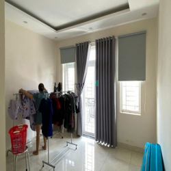 Bán nhà 1 trệt 2 lầu KDC Nam Khang Nguyễn Duy Trinh, Q9 -giá 4 tỷ 950