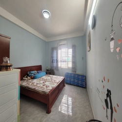 Bán Nhà Hẻm Xe Hơi Đường Nguyễn Hồng Đào Quận Tân Bình. 1914005.