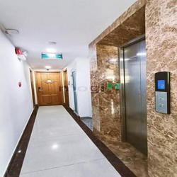 Bán tòa nhà CHDV 8 lầu có TM Phan Huy Ích DT sàn 1000m2 TN 2tỷ 27.9 tỷ