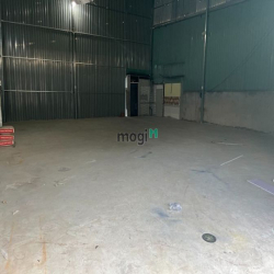 Xưởng Thạnh Lộc 31 - Dt: 10x20m - Giá 10tr