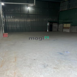 Xưởng Thạnh Lộc 31 - Dt: 10x20m - Giá 10tr