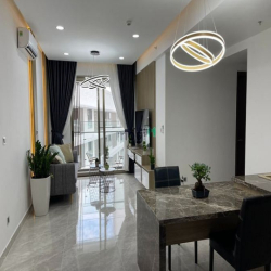 Bán căn hộ cao cấp 2PN 2WC chung cư Midtown view biệt thự lầu cao