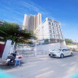 Cho thuê Đất MT đường Thảo Điền, Quận 2, 500m2 đất, 11x40m, nở hậu.