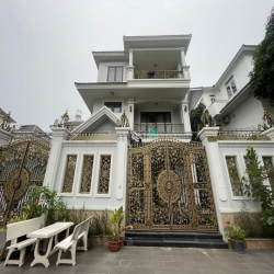 Bán Villa đơn lập có thang máy tại Đặng Thùy Trâm, P.13 Bình Thạnh