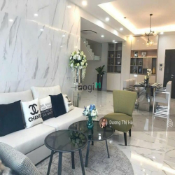Cho thuê Penthouse Riverside Residence ,320m2 ,4PN View sông ,Giá tốt