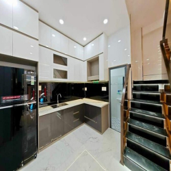 Bán nhà Hẻm 2m Quang Trung, P10, GV, 4.5 x 7m, 2 tầng, giá: 3.79 tỷ TL