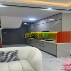Nhà khu VIP Quận 10, hẻm xe hơi THÀNH THÁI 5 tầng, 52m2, 4PN nhỉnh10tỷ