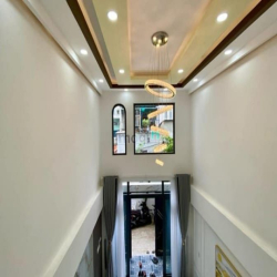 Nhà khu VIP Quận 10, hẻm xe hơi THÀNH THÁI 5 tầng, 52m2, 4PN nhỉnh10tỷ