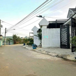Bán Nhà Sổ Riêng Tân Phước Khánh, Tân Uyên, đường thông sân xe hơi