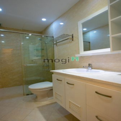 Căn hộ full nội thất cửa sổ lớn Đặng Dung gần trung tâm quận 1