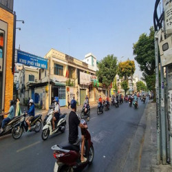 Cho thuê GÓC 231 Lê Văn Sỹ, Q.Phú Nhuận. DT 12x25m