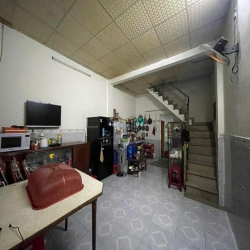 Nhà 2 tầng-HXH- 80m2- Sát chợ Ngã Ba Bầu- Huỳnh Thị Hai, Q.12- 3.6 tỷ