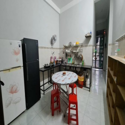 Ký túc xá giá rẻ đường Hoàng Văn Thụ, giá 1tr3