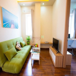 Căn hộ full nội thất cửa sổ lớn Đặng Dung gần trung tâm quận 1