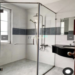 Căn Hộ Cao Cấp 2PN Full Nội Thất - Ban Công - Ngay Bạch Đằng - Sân Bay