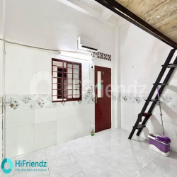 ☀️ Phòng gác rộng 25m2 sẵn tủ đồ máy lạnh - ngay công viên Phú Lâm