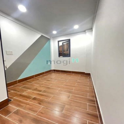 Nhà đường tân hoà đông, F.14, Q.6 1ty480 TL