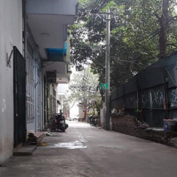 Đất 110 Nguyễn Hoàng Tôn, phân lô, ô tô 79m2 hơn 6 tỷ