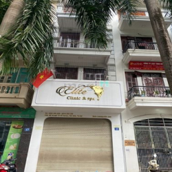 Cho thuê nhà ngõ 11 Khuất Duy Tiến, diện tích 72m, 5 tầng. 24tr/th.