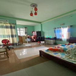 Nhà mặt tiền đường 475, Dương Đình Hội, Q9, 70m2, 3 tầng, KV đáng sống