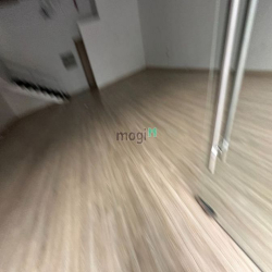 Shophouse sala cho thuê giá 85 triệu. Diện tích 220m2 sarina ngang