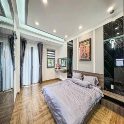 Nhà rẻ Đẹp Cần bán Ra nhà Trần Văn Đang, P9, Q3, 70m2,Giá 2 tỷ 3,SHR